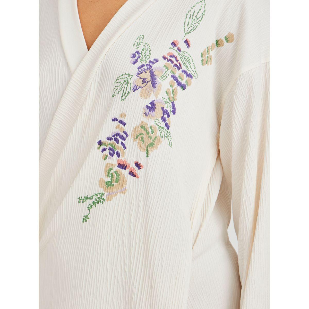 Styli Embroidered V-Neck Knee-Length Robe-women-clothing-nightwear-robes-image-3