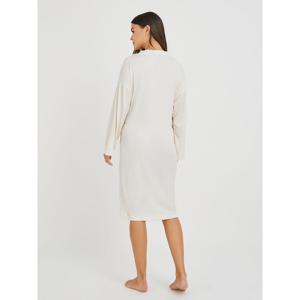 روب بتفاصيل مُطرزة بطول الركبة-women-clothing-nightwear-robes-image-4