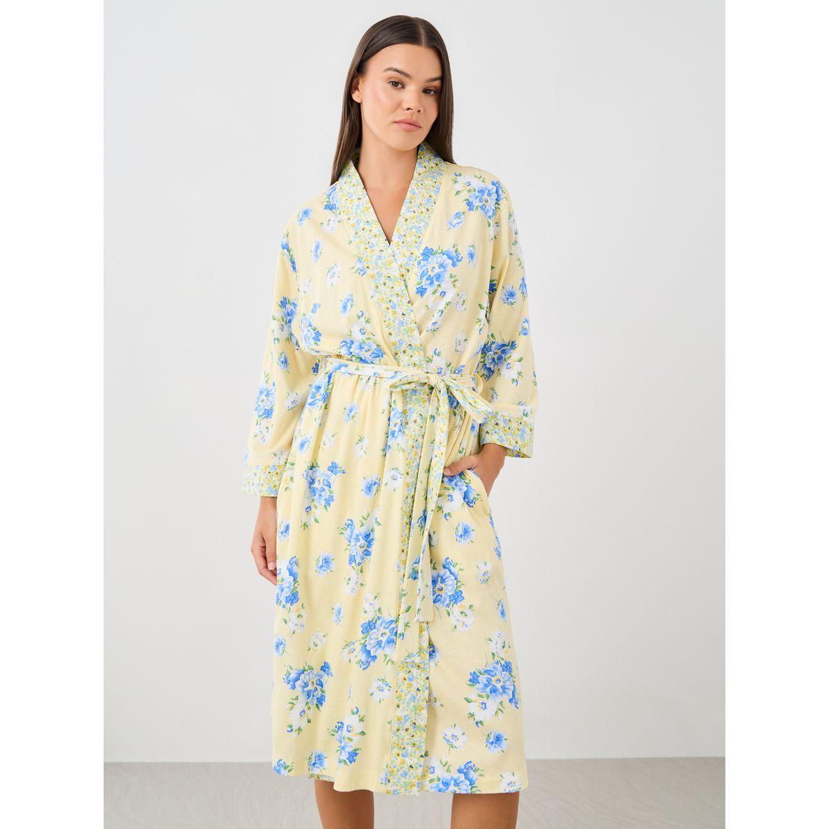 روب مطبع بالكامل مع حزام خصر-women-clothing-nightwear-robes-image-1