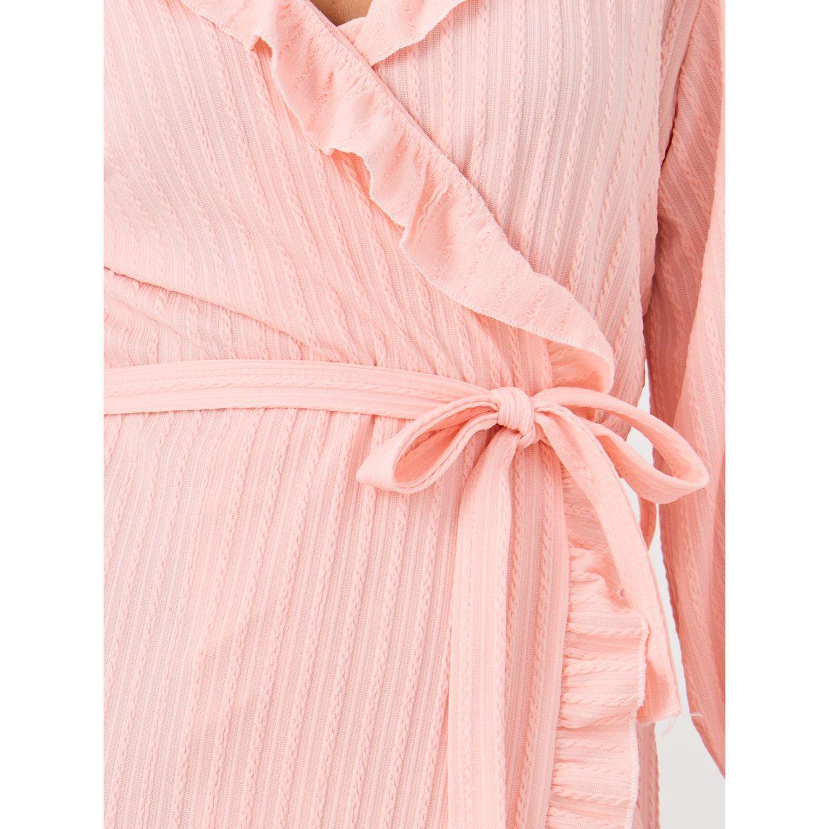 روب بتفاصيل كشكش وحزام خصر-women-clothing-nightwear-robes-image-3