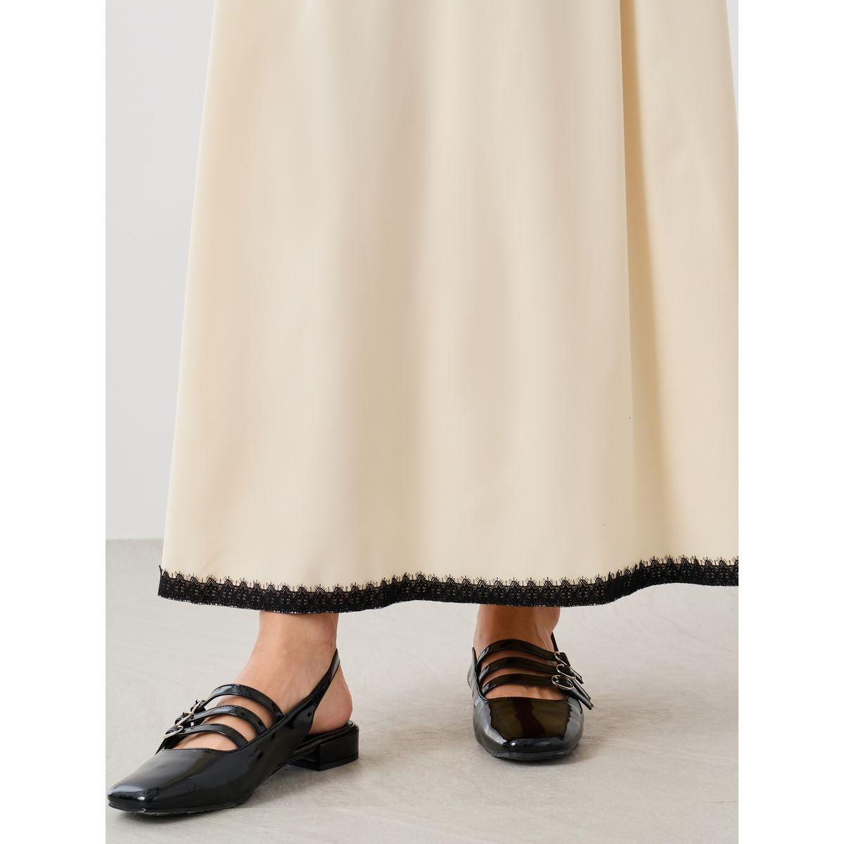 Styli Solid Lace Hem A-Line Maxi Skirt-women-clothing-bottoms-skirts-image-4