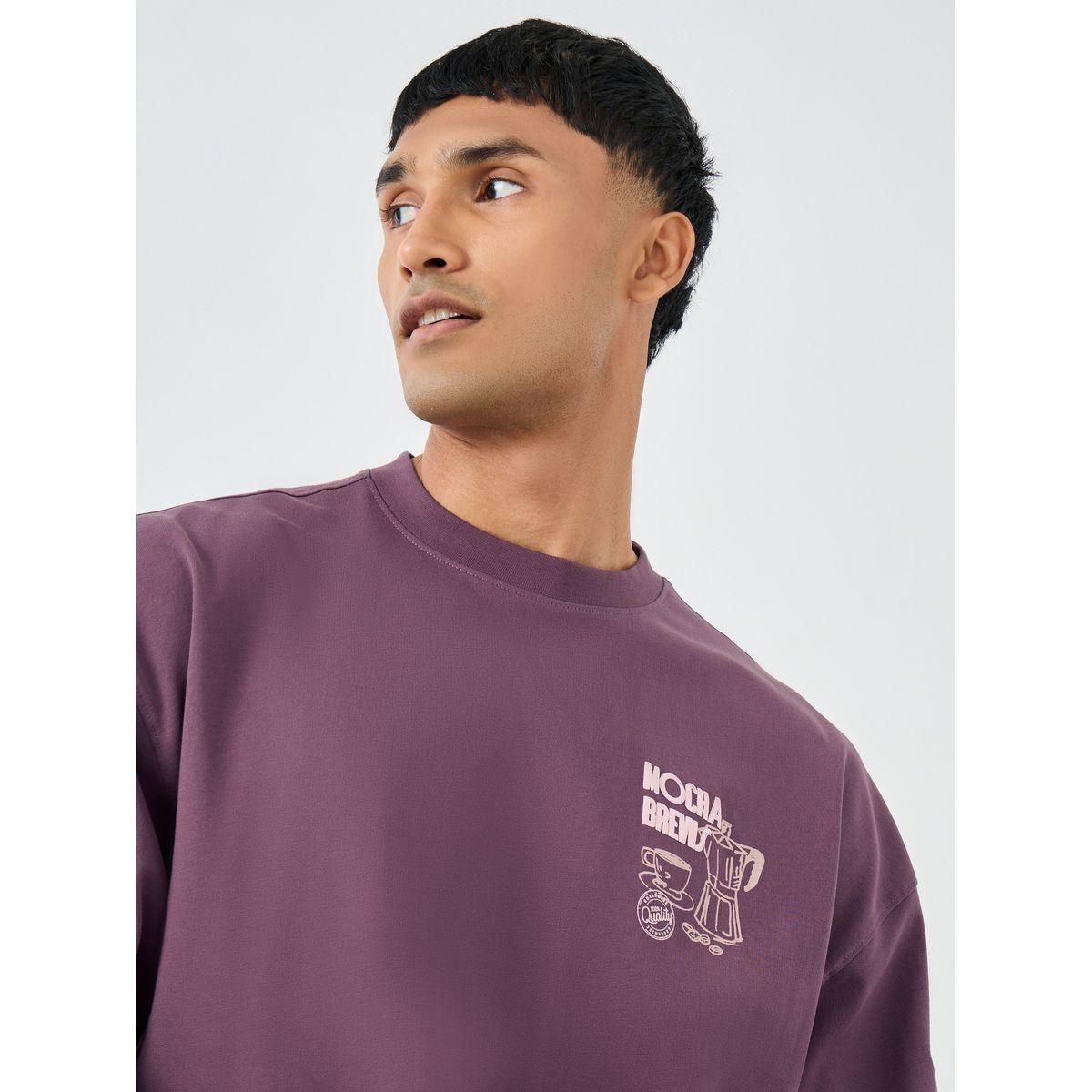 تيشيرت بقصة بوكسي وطبعة جرافيك-men-clothing-tshirtsandpolos-tshirts-image-4