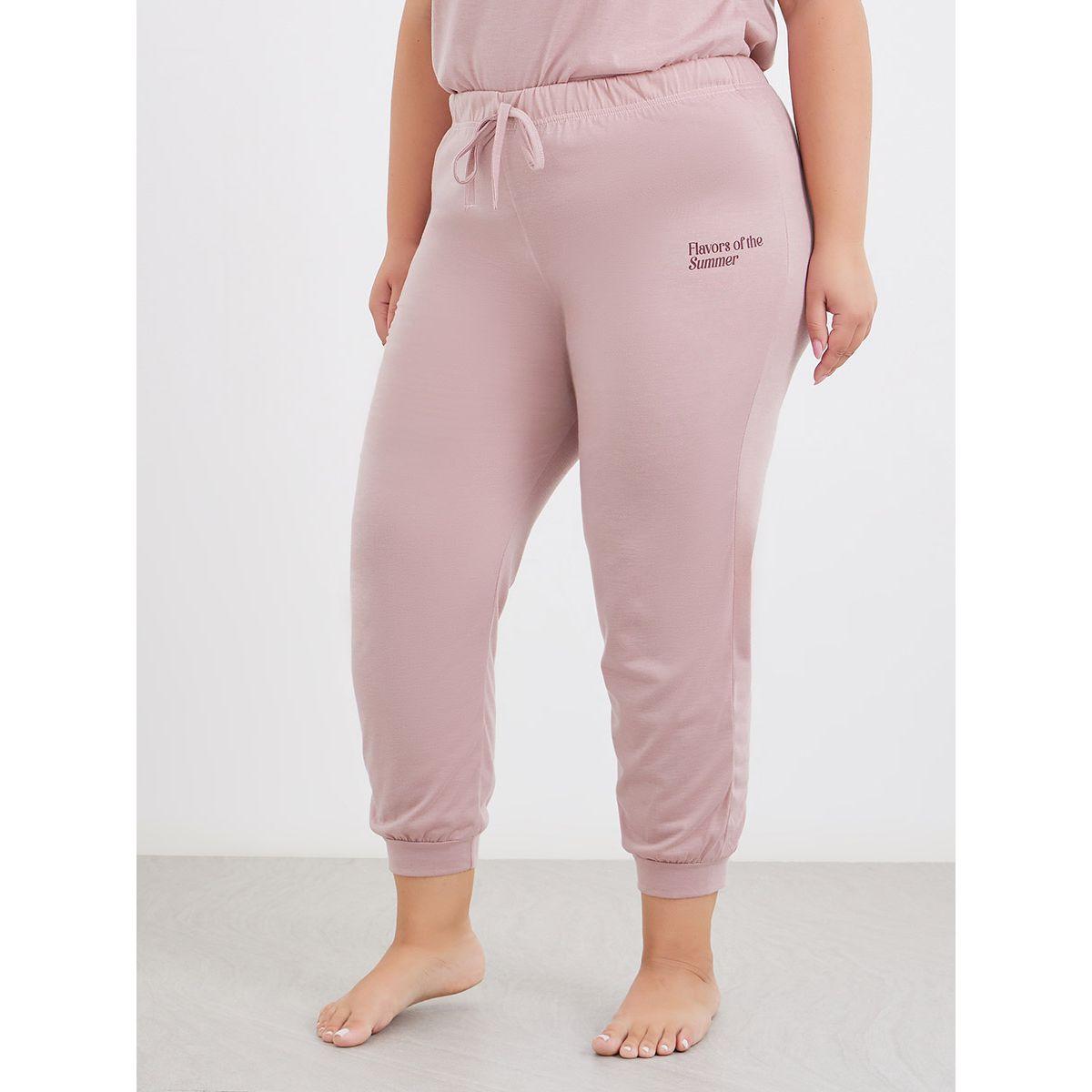 طقم من بنطال بيجاما وتيشيرت بمقاس كبير مزين بطبعة جرافيك-women-clothing-nightwear-pyjamas-longsets-image-6