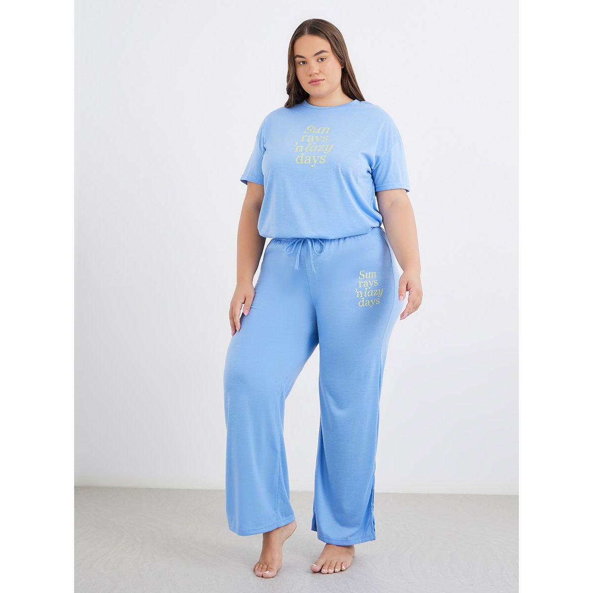 طقم من بنطال بيجاما بشق جانبي مع تيشيرت بمقاس كبير-women-clothing-nightwear-pyjamas-longsets-image-2