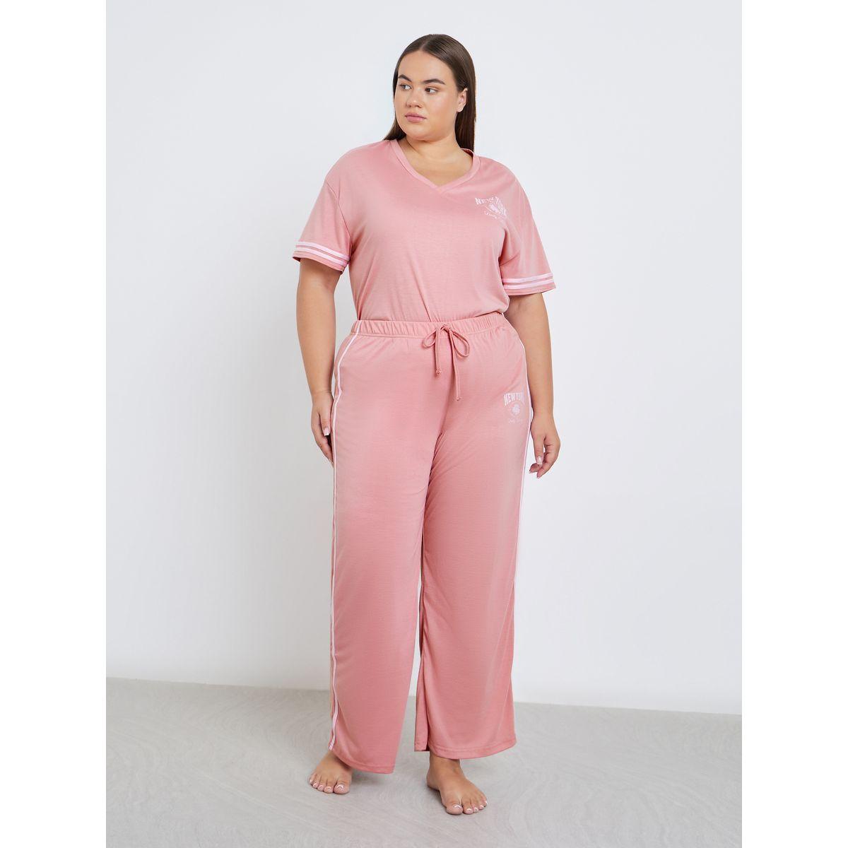 Styli Plus NY Print T-Shirt and Pyjama Set-women-clothing-nightwear-pyjamas-longsets-image-4