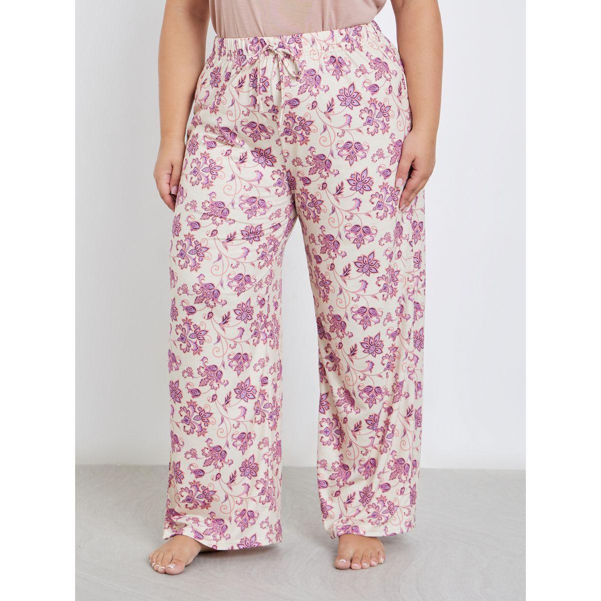 طقم من بنطال بيجاما وتيشيرت كت بمقاس كبير-women-clothing-plussize-nightwear-nightwearsets-image-5