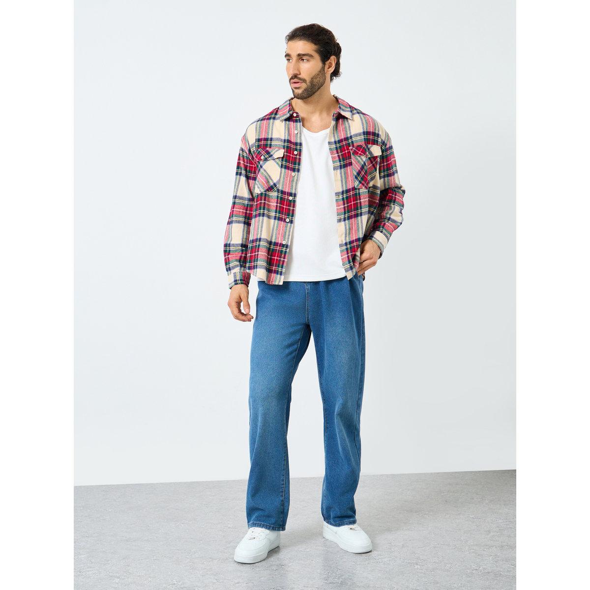 قميص بقصة بوكسي مطبع بمربعات مع جيب بطية إغلاق-men-clothing-shirts-image-2
