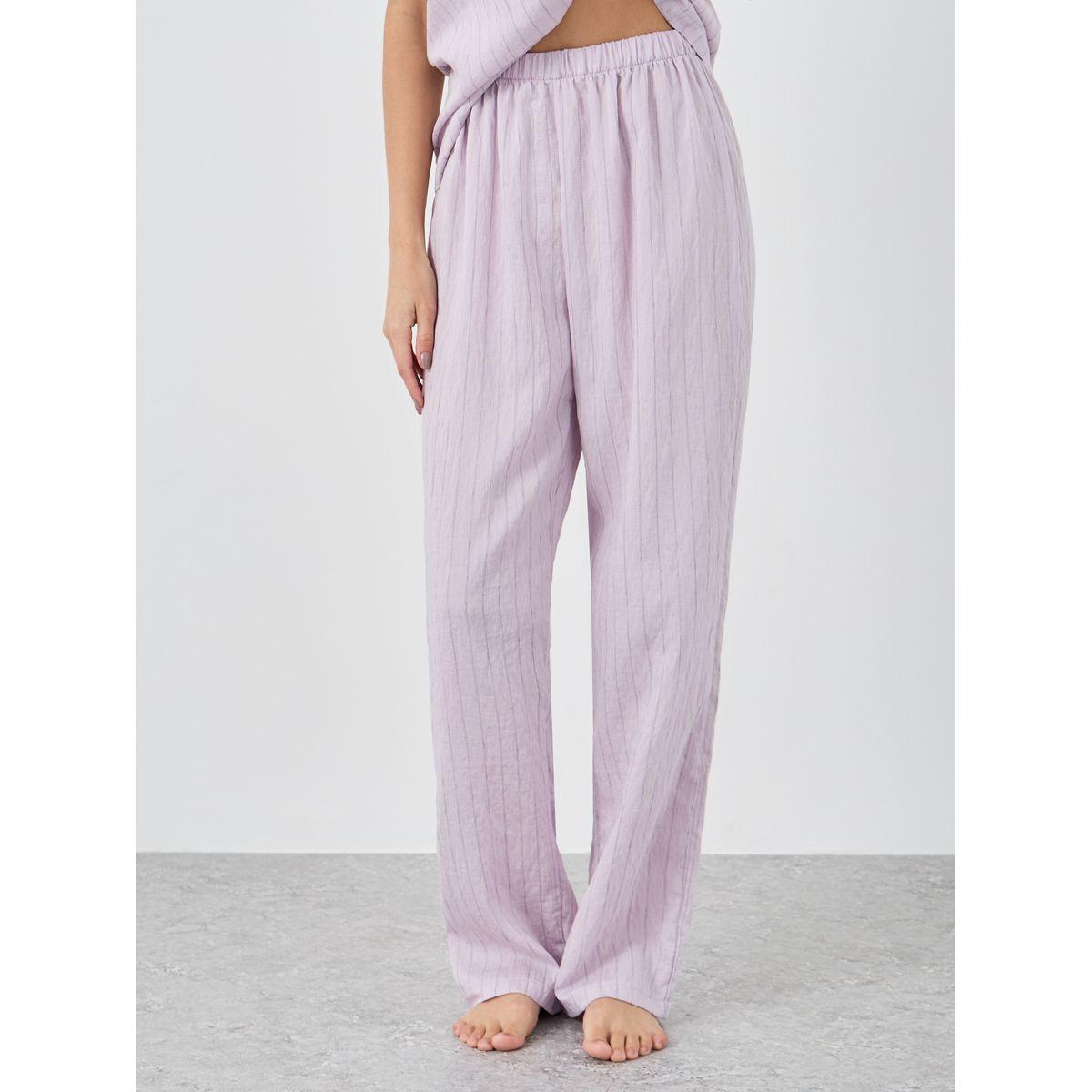 طقم من بنطال بيجاما وبلوزة مخططة بتفاصيل أزرار-women-clothing-nightwear-pyjamas-longsets-image-4