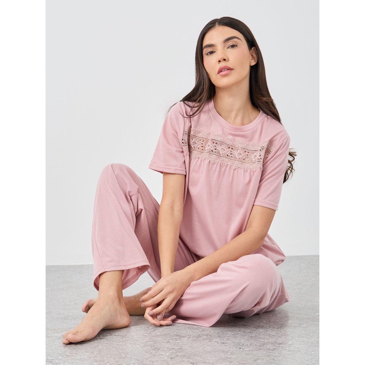 طقم بيجاما من بنطال وتيشيرت بياقة دائرية-women-clothing-nightwear-pyjamas-longsets-image-1