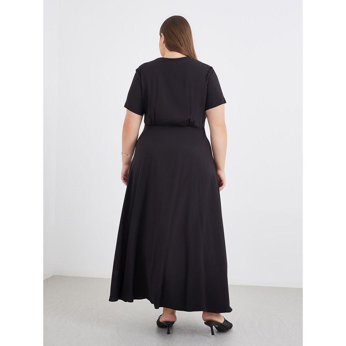 Styli Plus Black Maxi Dress with Button Closure-women-clothing-dresses-image-5