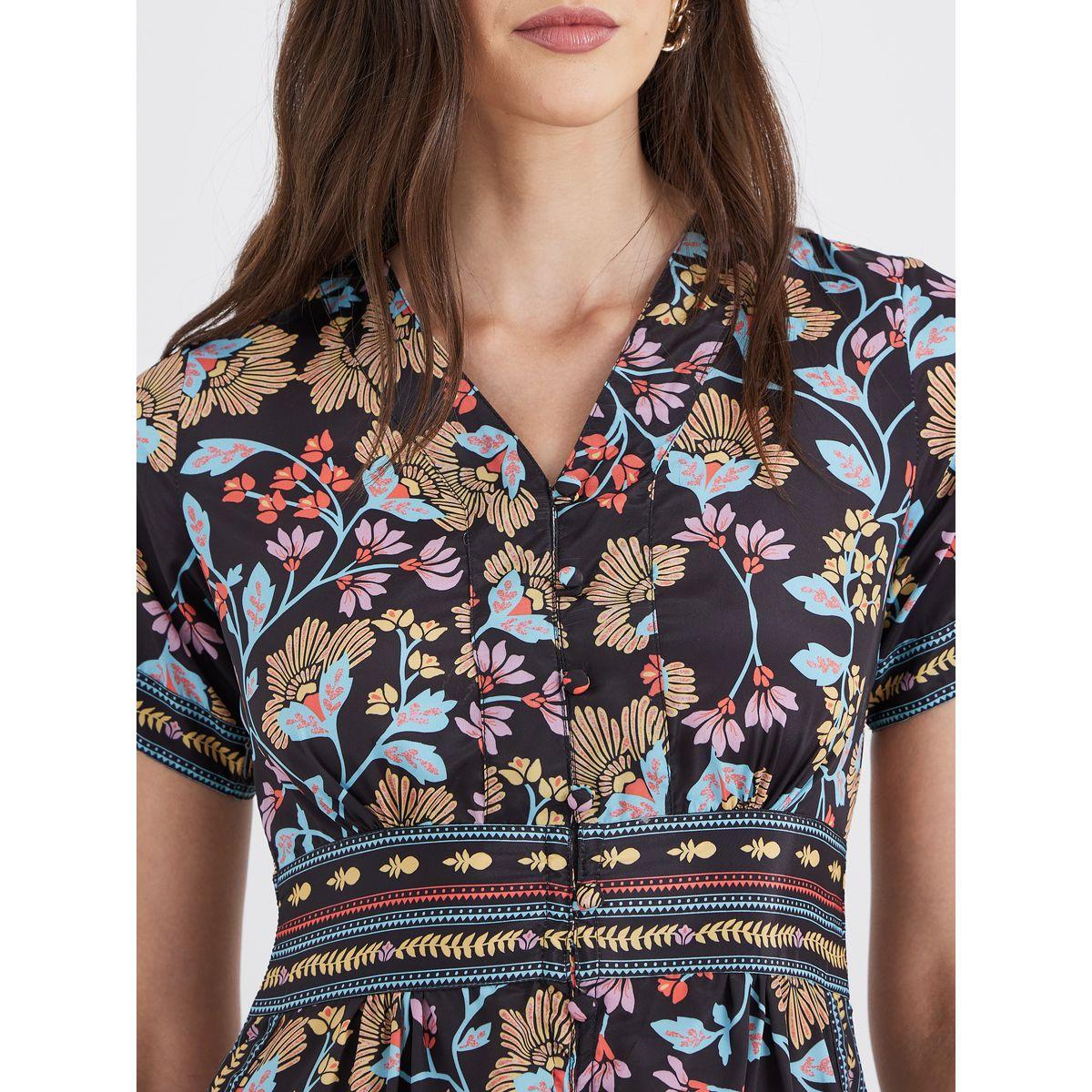 Styli All Over Print V Neck A-Line Maxi Dess-women-clothing-dresses-image-4