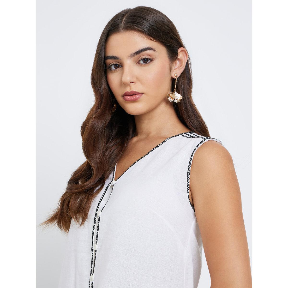 فستان ميدي بتفاصيل مُطرزة بدون أكمام-women-clothing-dresses-image-4