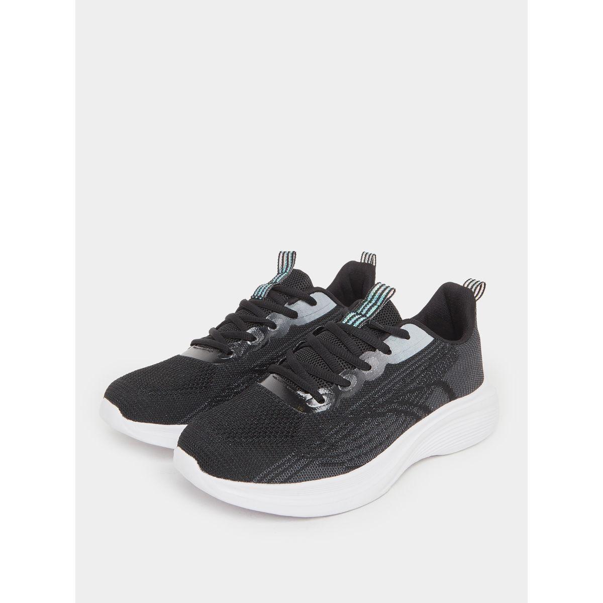 حذاء سنيكرز مُطبع بأربطة إغلاق-women-shoes-sneakers-image-2