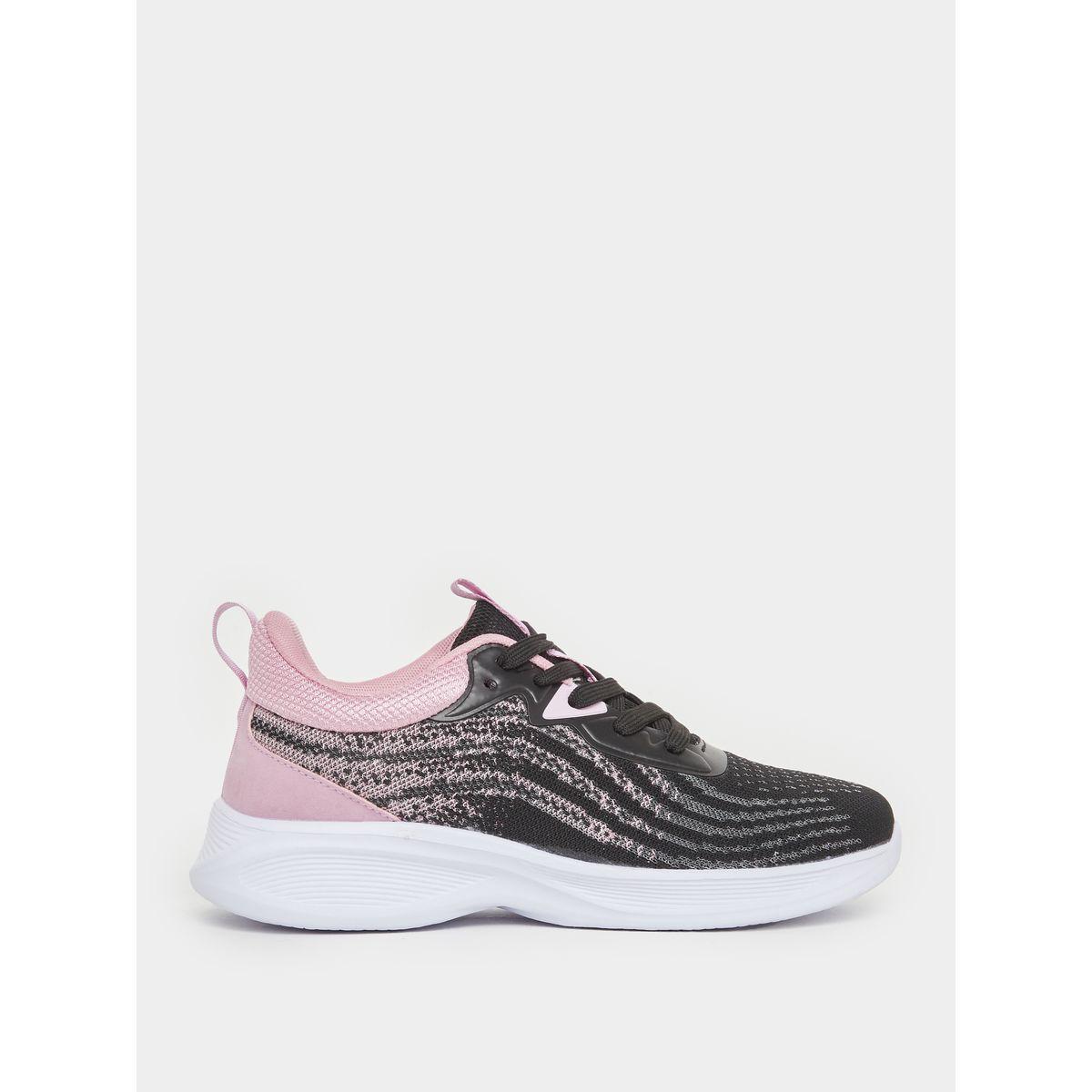 حذاء سنيكرز مُطبع بأربطة إغلاق-women-shoes-sneakers-image-1