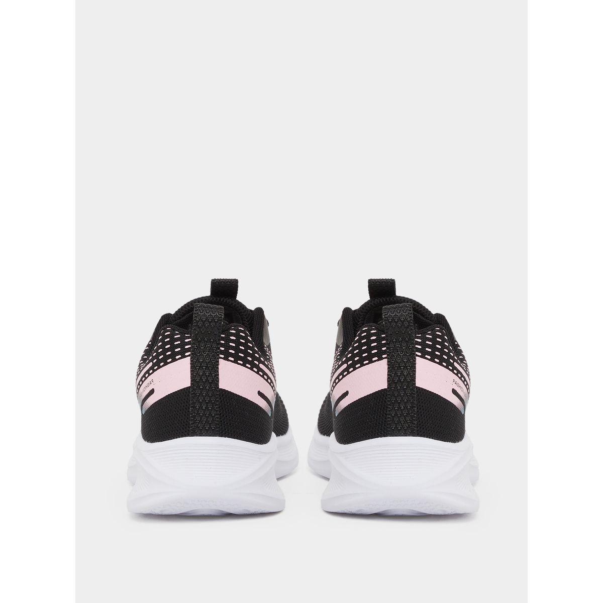 حذاء سنيكرز بتفاصيل شبكية وأربطة-women-shoes-sneakers-image-4