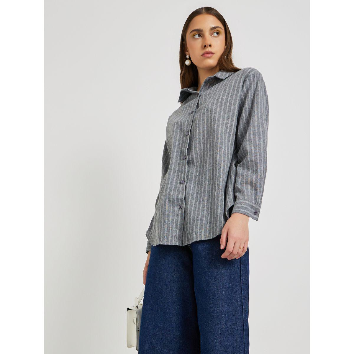 بلوزة مخططة بقصة عادية وياقة سبريد-women-clothing-shirtsandblouses-shirts-image-2