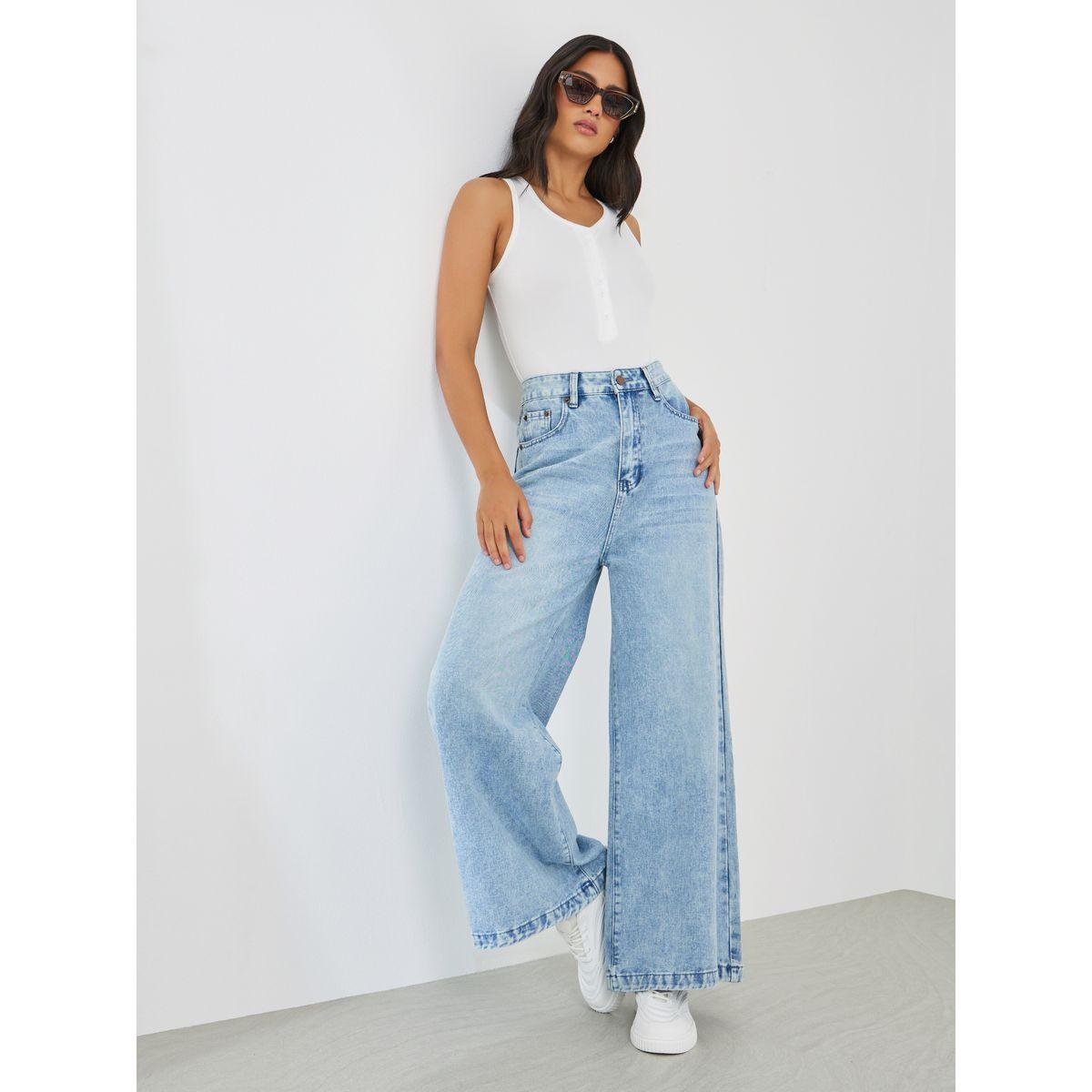 بنطال جينز بخصر متوسط وقصة أرجل واسعة-women-clothing-bottoms-jeans-image-1