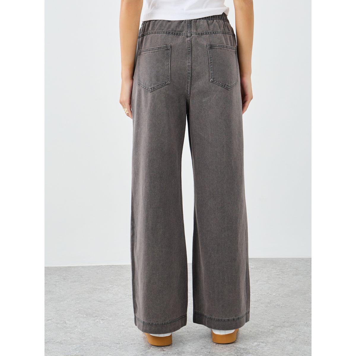بنطال جينز بقصة أرجل واسعة وخصر مطاطي-women-clothing-bottoms-jeans-image-5