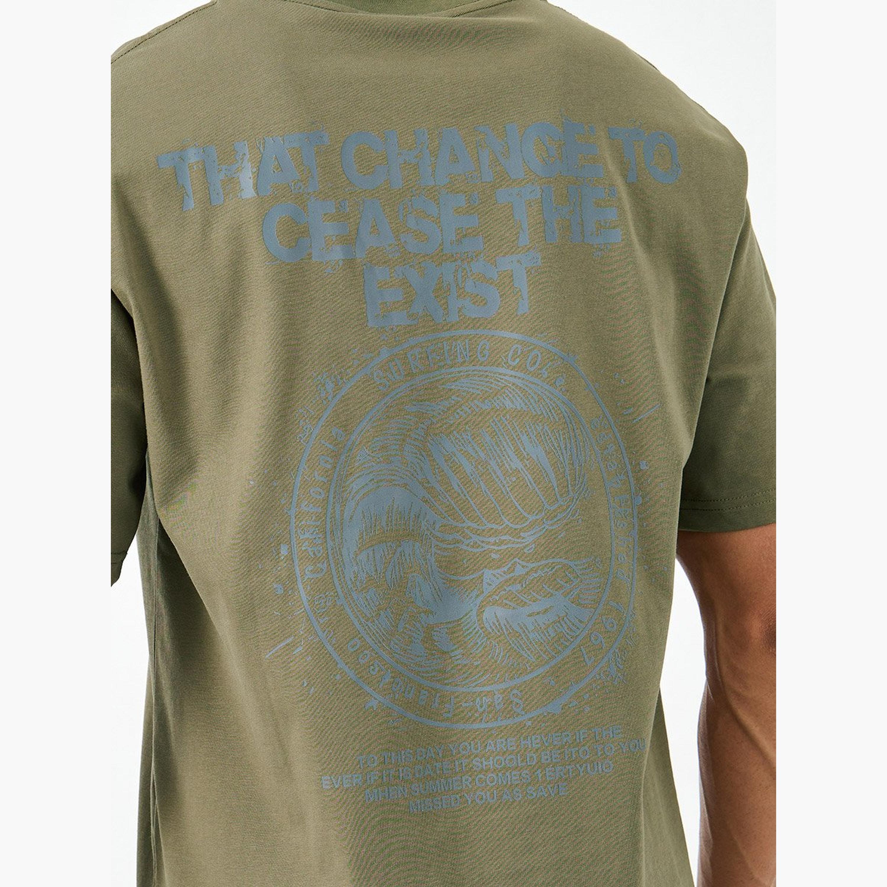 ستايلي - تي شيرت مقاس كبير برقبة دائرية وطبعة جرافيكية-men-clothing-tshirtsandpolos-tshirts-image-4