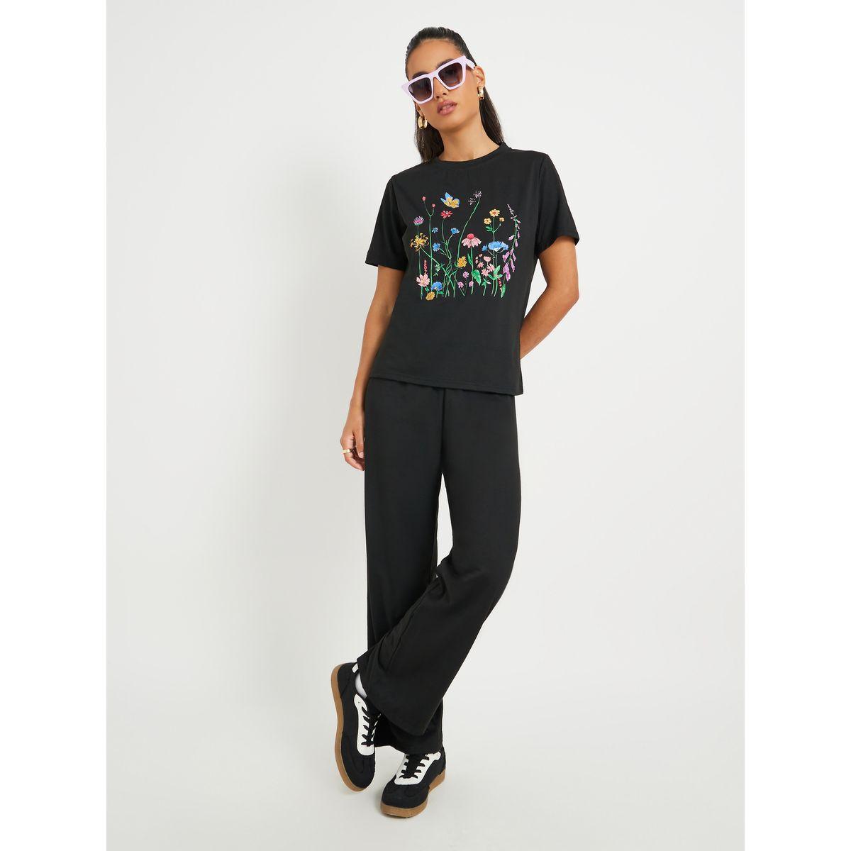 Styli Floral Printed Short Sleeve T-Shirt and Joggers Co-Ords-women-clothing-coordsets-image-2