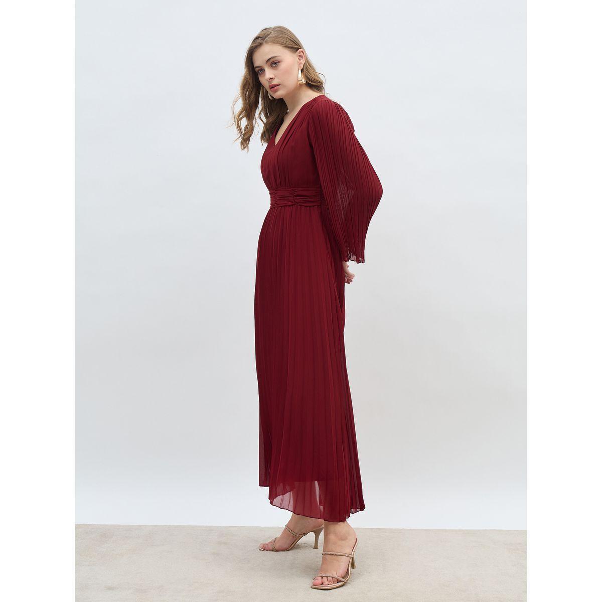 Styli Women Red Solid V Neck Pleated A-line Maxi Dress-women-clothing-dresses-image-3