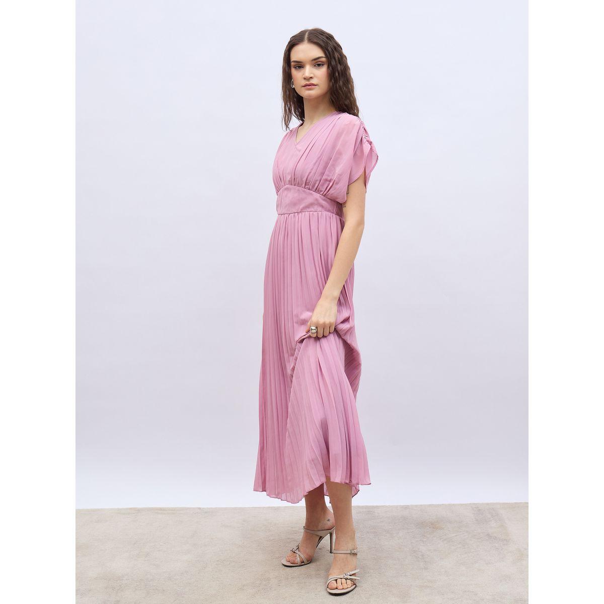 Styli Solid Ruched Extended Sleeves Pleated A-Line Maxi Dress-women-clothing-dresses-image-3
