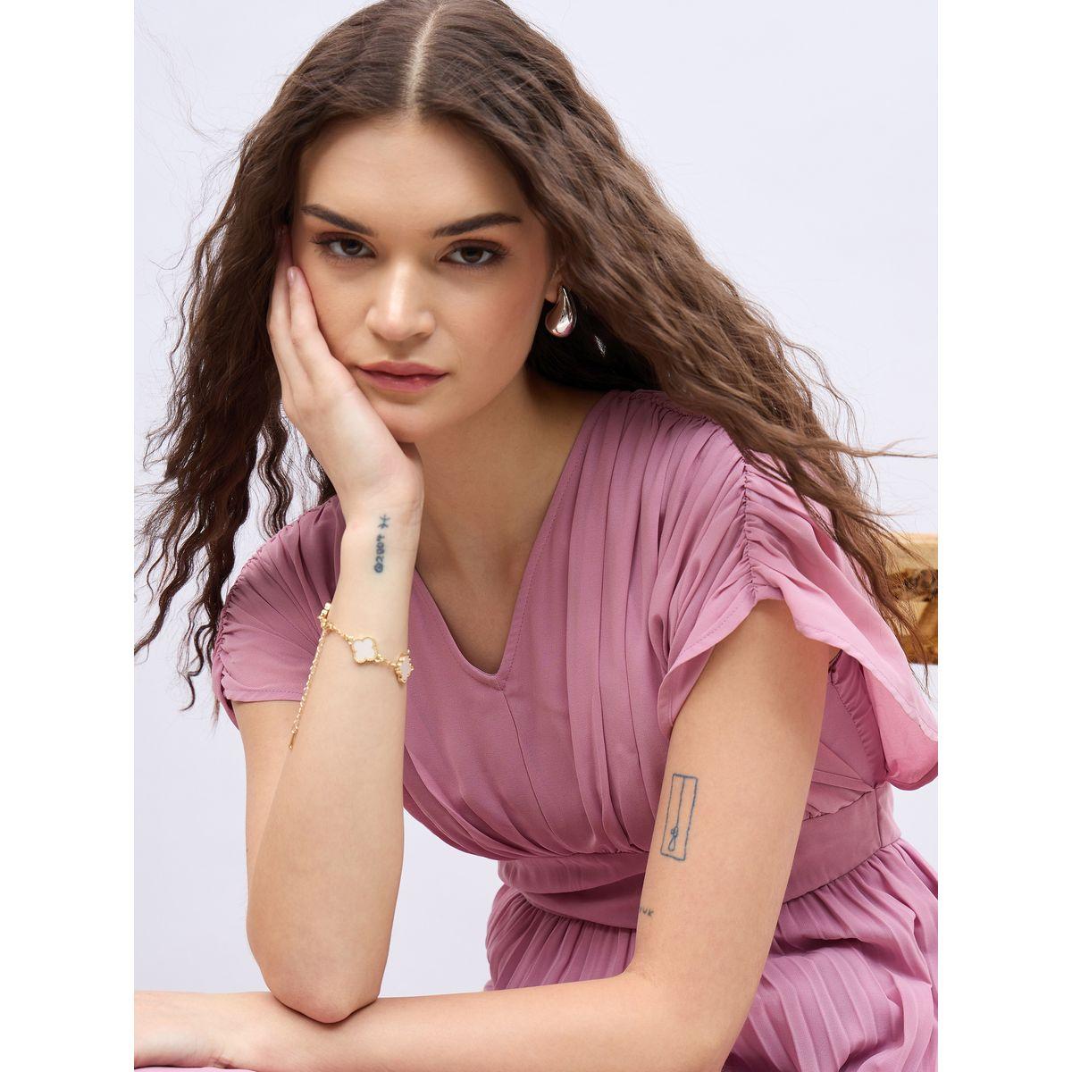 Styli Solid Ruched Extended Sleeves Pleated A-Line Maxi Dress-women-clothing-dresses-image-4