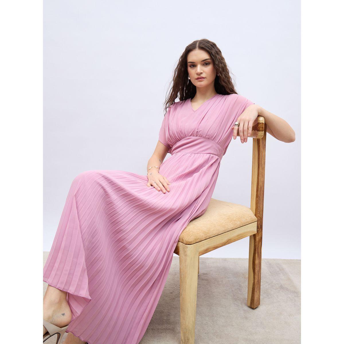 Styli Solid Ruched Extended Sleeves Pleated A-Line Maxi Dress-women-clothing-dresses-image-6