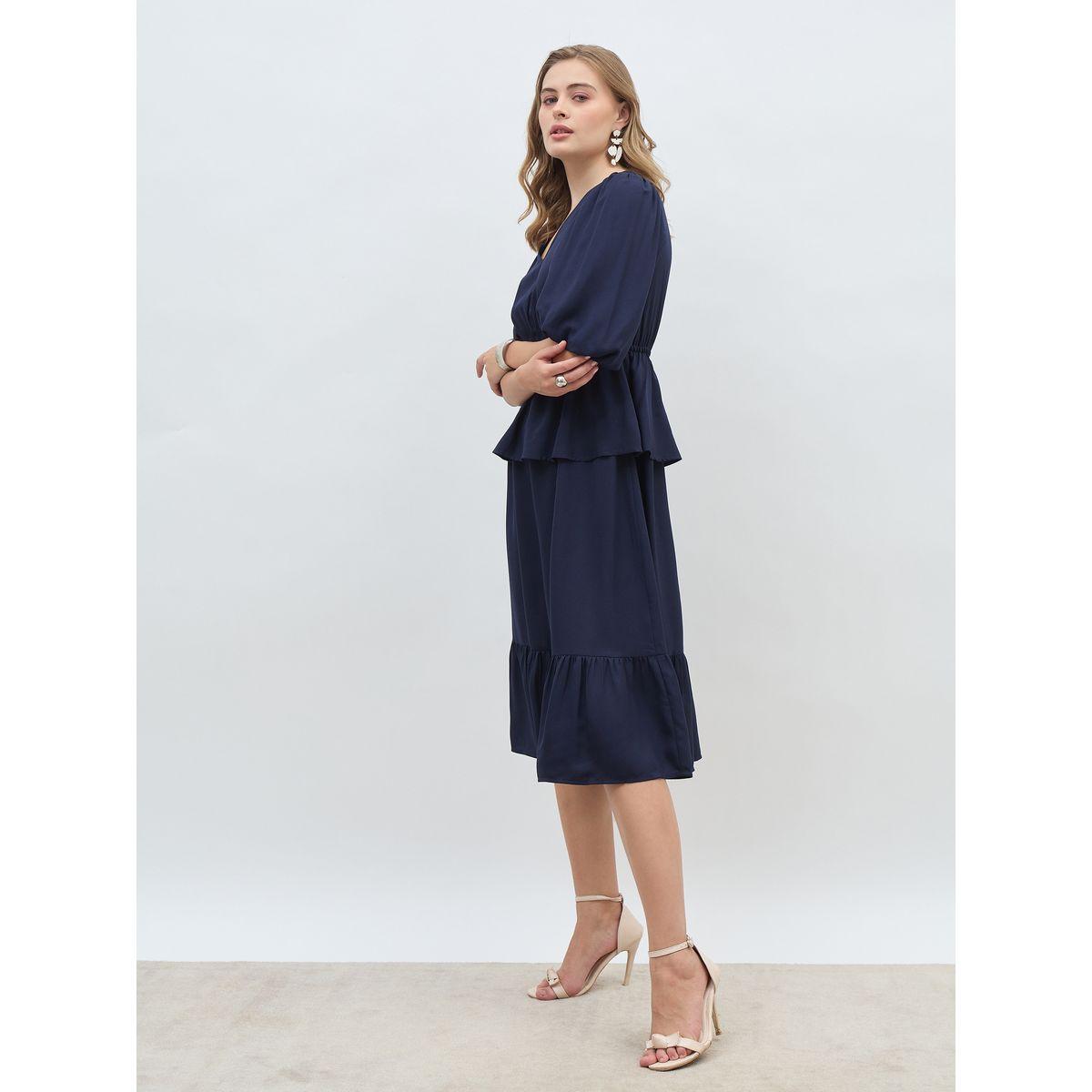 فستان ميدي سادة بقصة بيبلوم-women-clothing-dresses-image-3