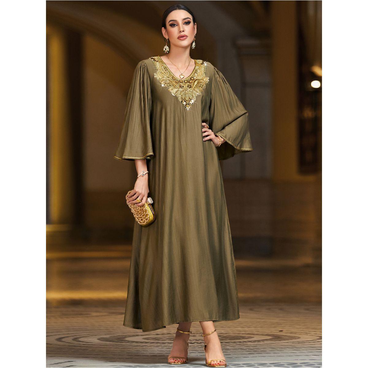 جلابية طويلة منمقة بزهور مع حافة واسعة-women-arabicclothing-jalabiyas-image-1