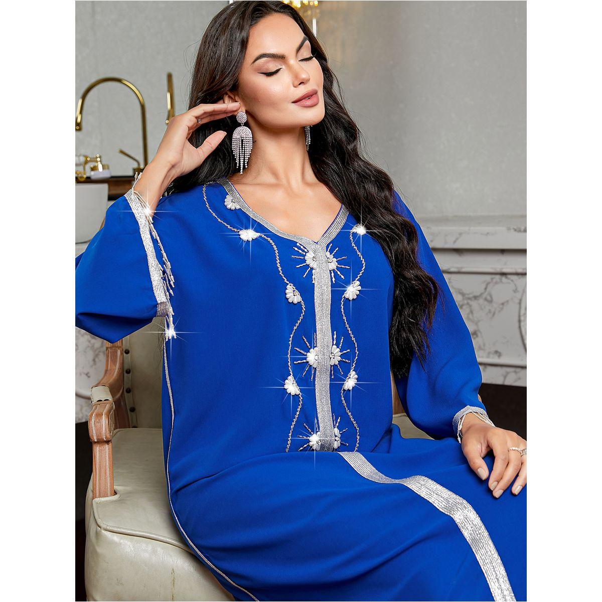 جلابية مُطرّزة بحافة واسعة وشراشيب-women-arabicclothing-jalabiyas-image-1