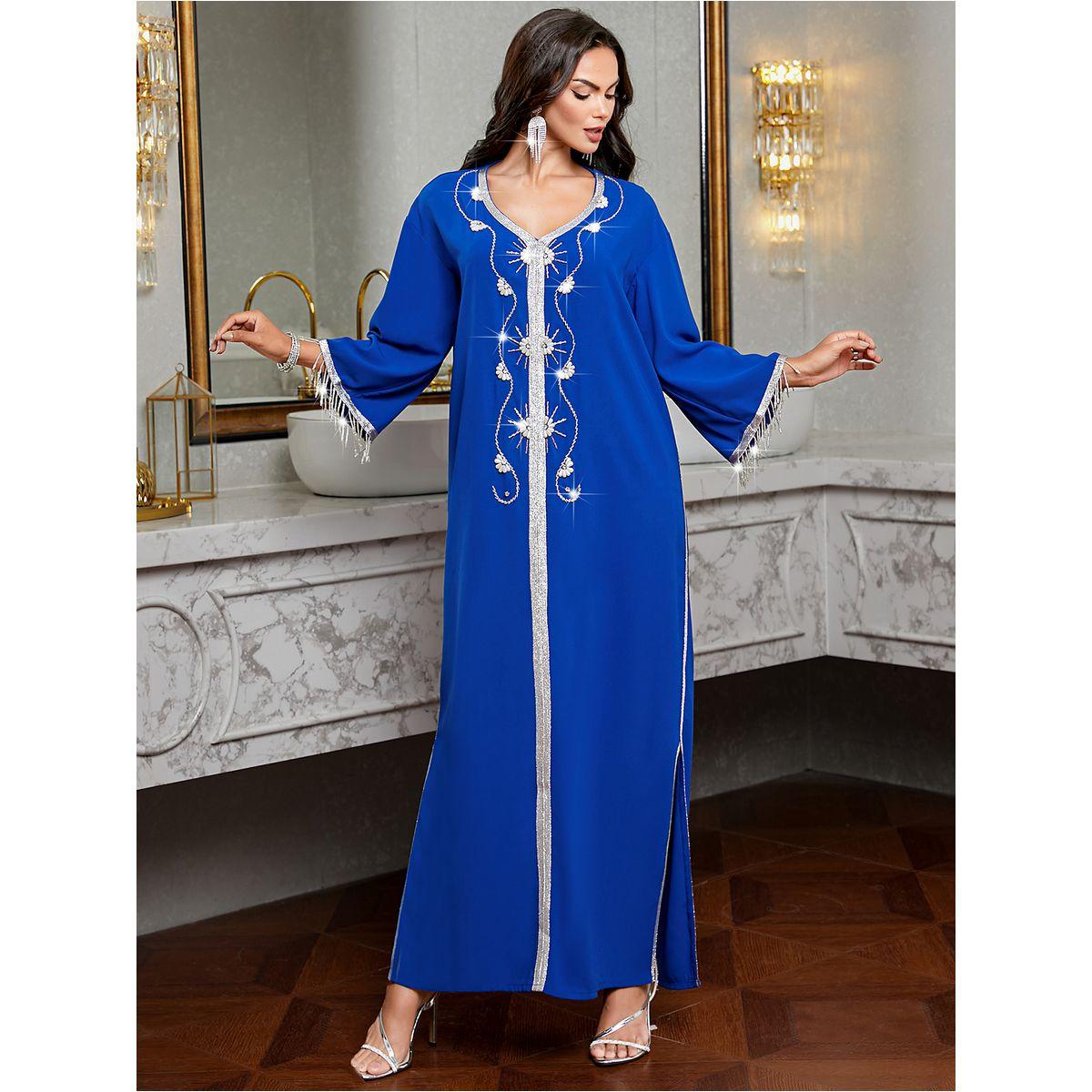 جلابية مُطرّزة بحافة واسعة وشراشيب-women-arabicclothing-jalabiyas-image-5