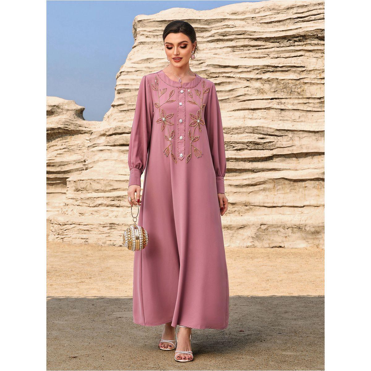 جلابية مُطرّزة بزهور بياقة دائرية وأزرار-women-arabicclothing-jalabiyas-image-1