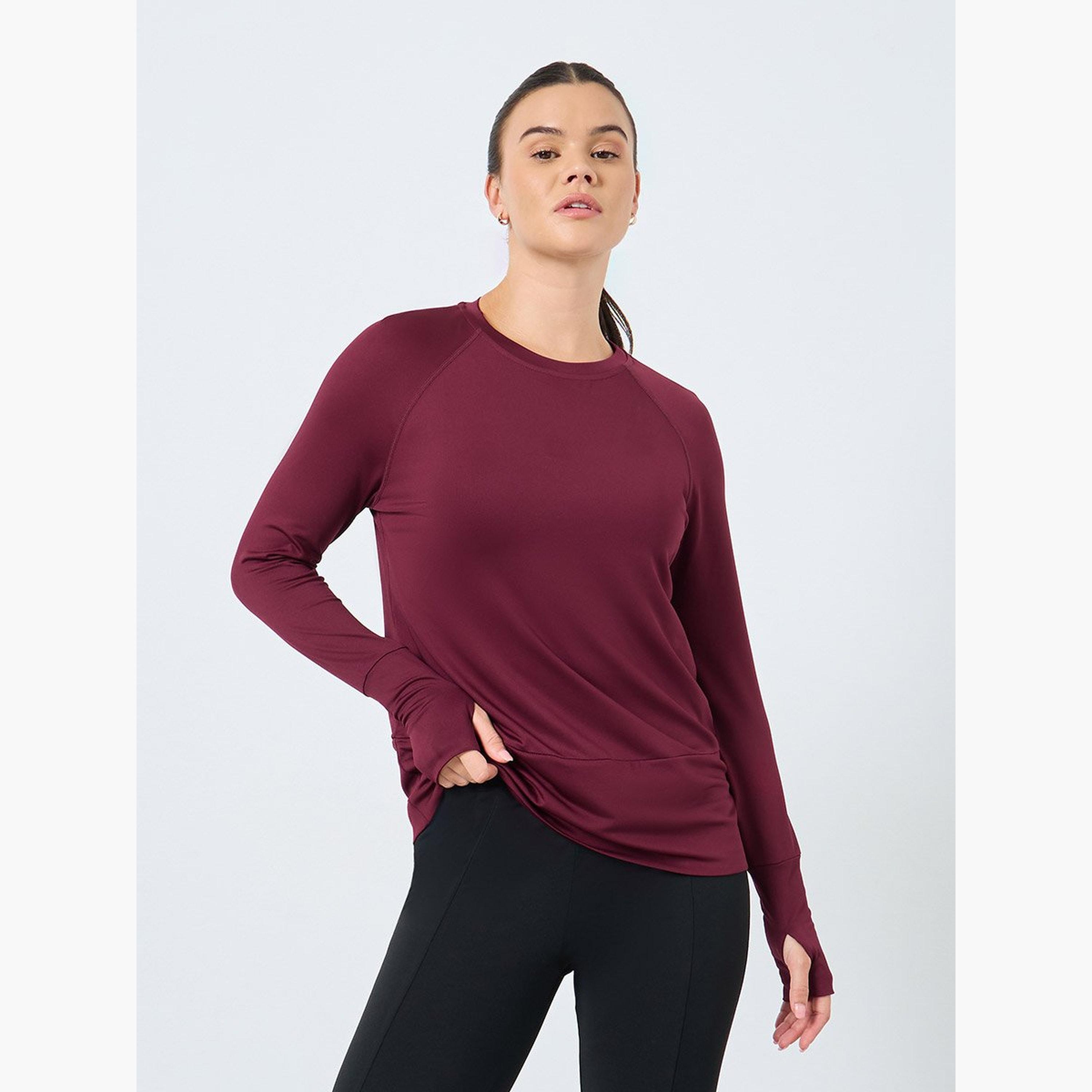ستايلي - بلوزة بأكمام طويلة وتفاصيل حياكة حاشية عريضة-men-clothing-sportswearandactivewear-tshirtsandpolos-image-1