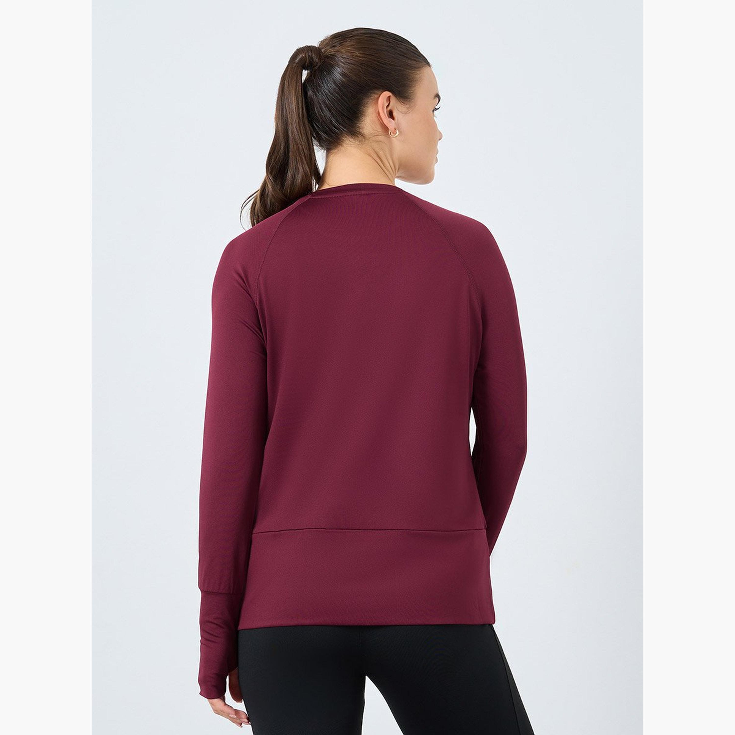 ستايلي - بلوزة بأكمام طويلة وتفاصيل حياكة حاشية عريضة-men-clothing-sportswearandactivewear-tshirtsandpolos-image-4
