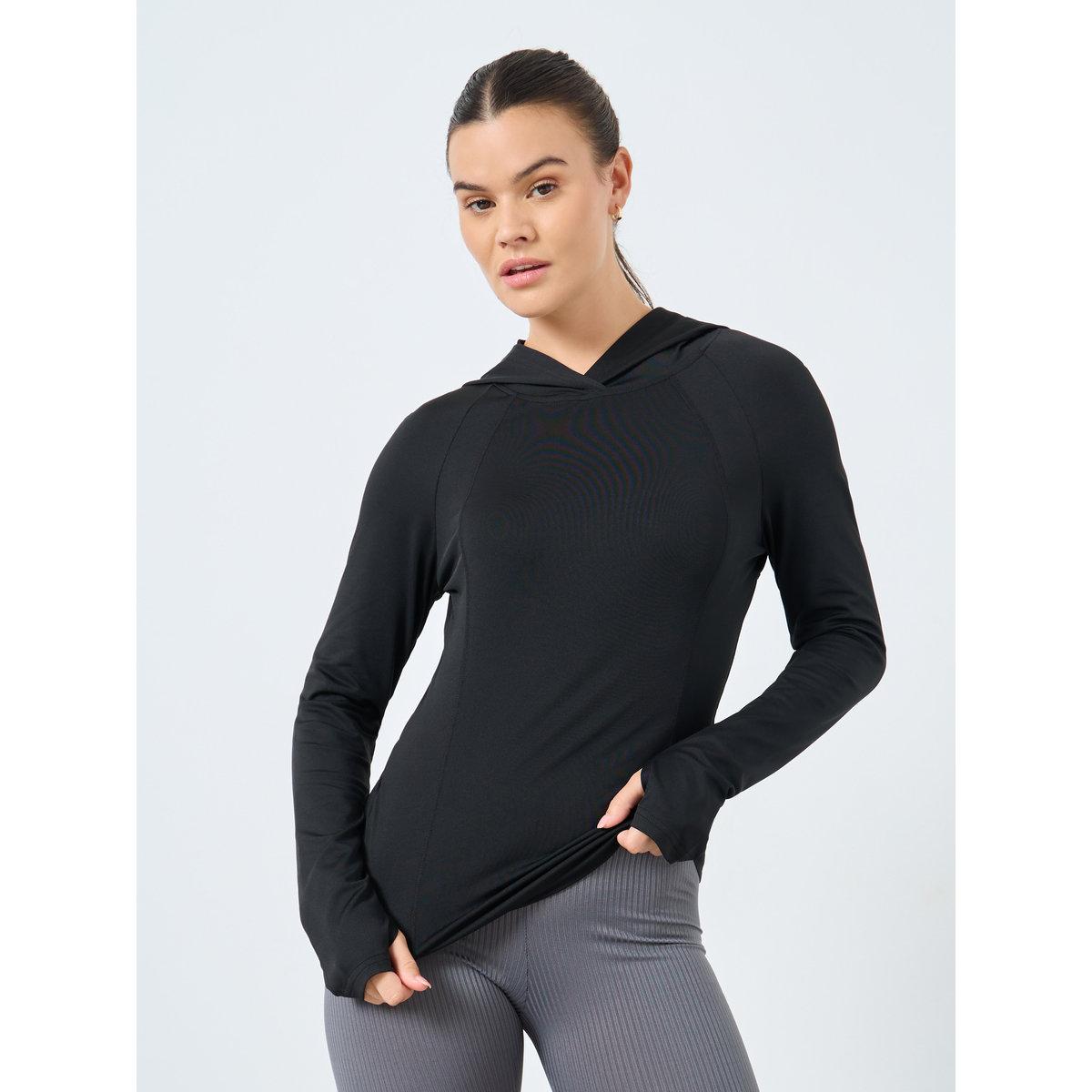 بلوزة بياقة هودي وتفاصيل خياطة مُتباينة-women-clothing-sportswearandactivewear-tshirtsandvests-image-1