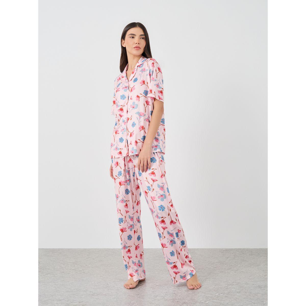 طقم من بنطال بيجاما وبلوزة بطبعة زهور-women-clothing-nightwear-pyjamas-longsets-image-2