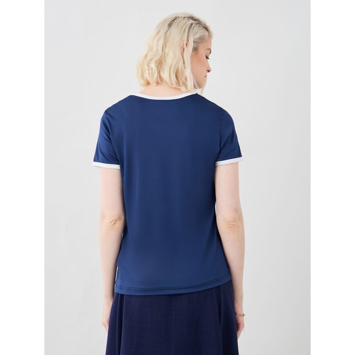تيشيرت بياقة دائرية وطبعة كتابة-women-clothing-tshirts-image-4