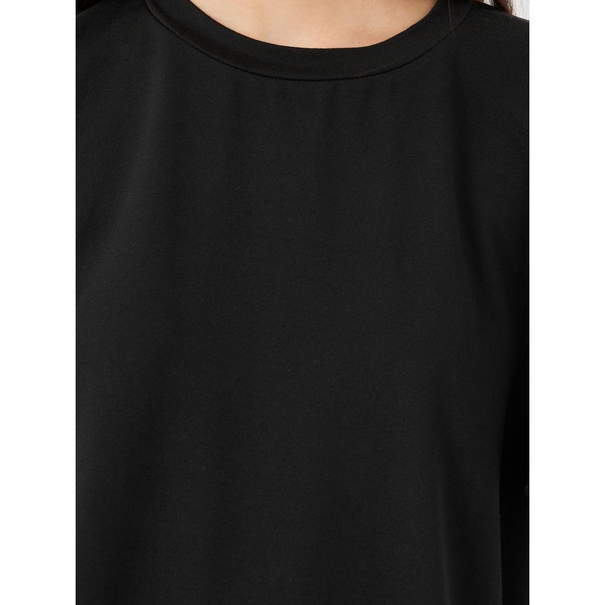 Styli Solid Tassel Hem Round Neck Top-women-clothing-shirtsandblouses-blouses-image-3