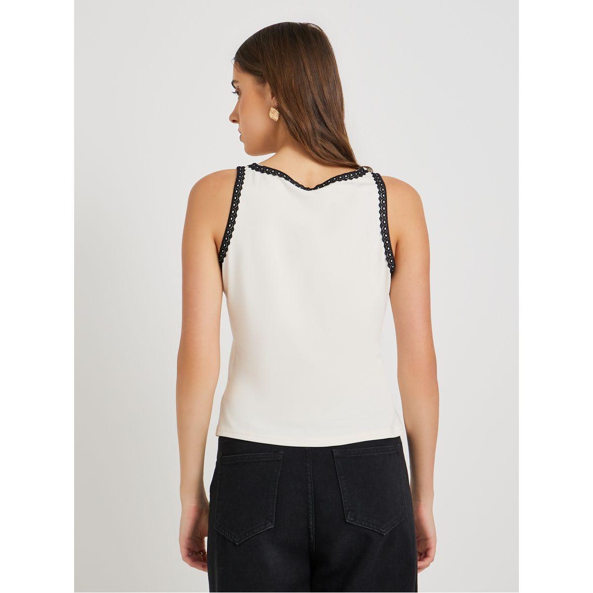بلوزة سادة بلا أكمام وتفاصيل دانتيل-women-clothing-shirtsandblouses-blouses-image-4