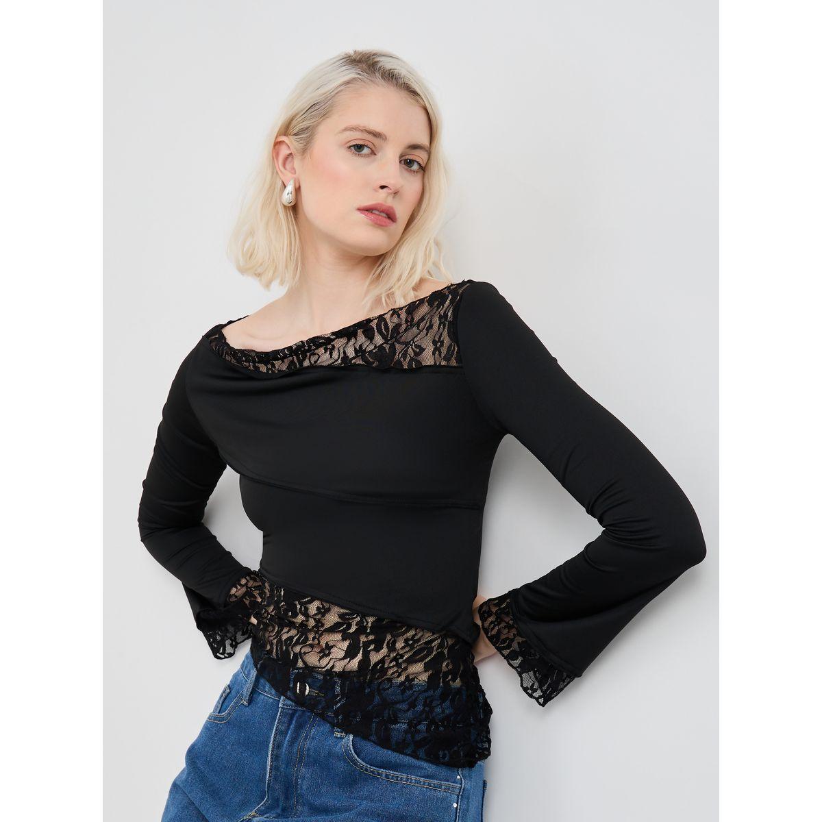 بلوزة سادة بحافة غير متماثلة الطول وتفاصيل دانتيل-women-clothing-shirtsandblouses-blouses-image-1