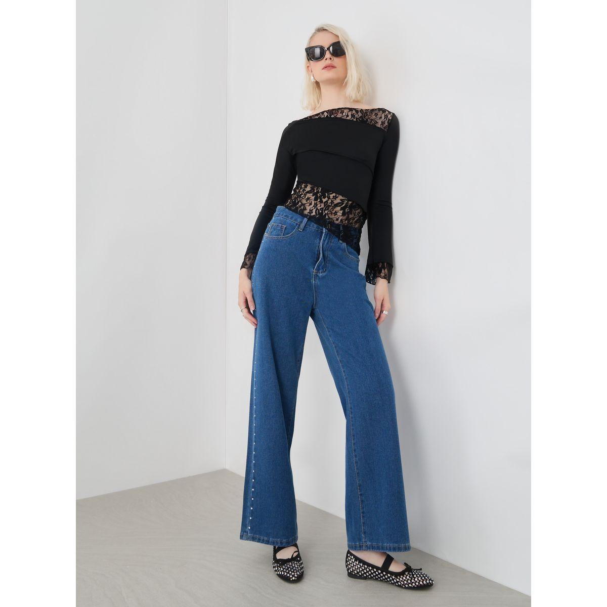 Styli Solid Lace Detail Asymmetric Hem Top-women-clothing-shirtsandblouses-blouses-image-2