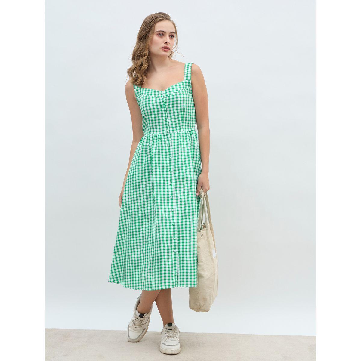 فستان ميدي مطبع بنمط جينغام مع تفاصيل مزمومة-women-clothing-dresses-image-1