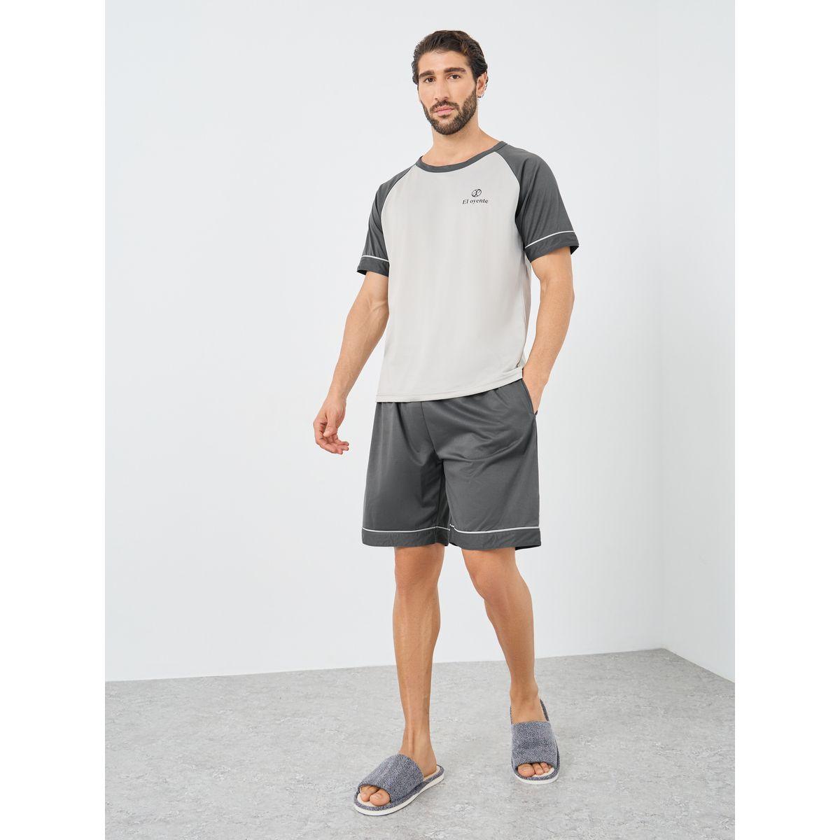 مجموعة من شورت وتيشيرت بأكمام ريجلان-men-clothing-nightwear-sets-image-1