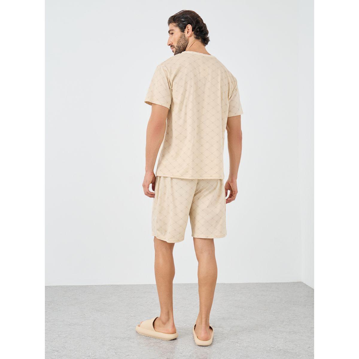 طقم من شورت بيجاما وتيشيرت مطبع-men-clothing-nightwear-sets-image-4
