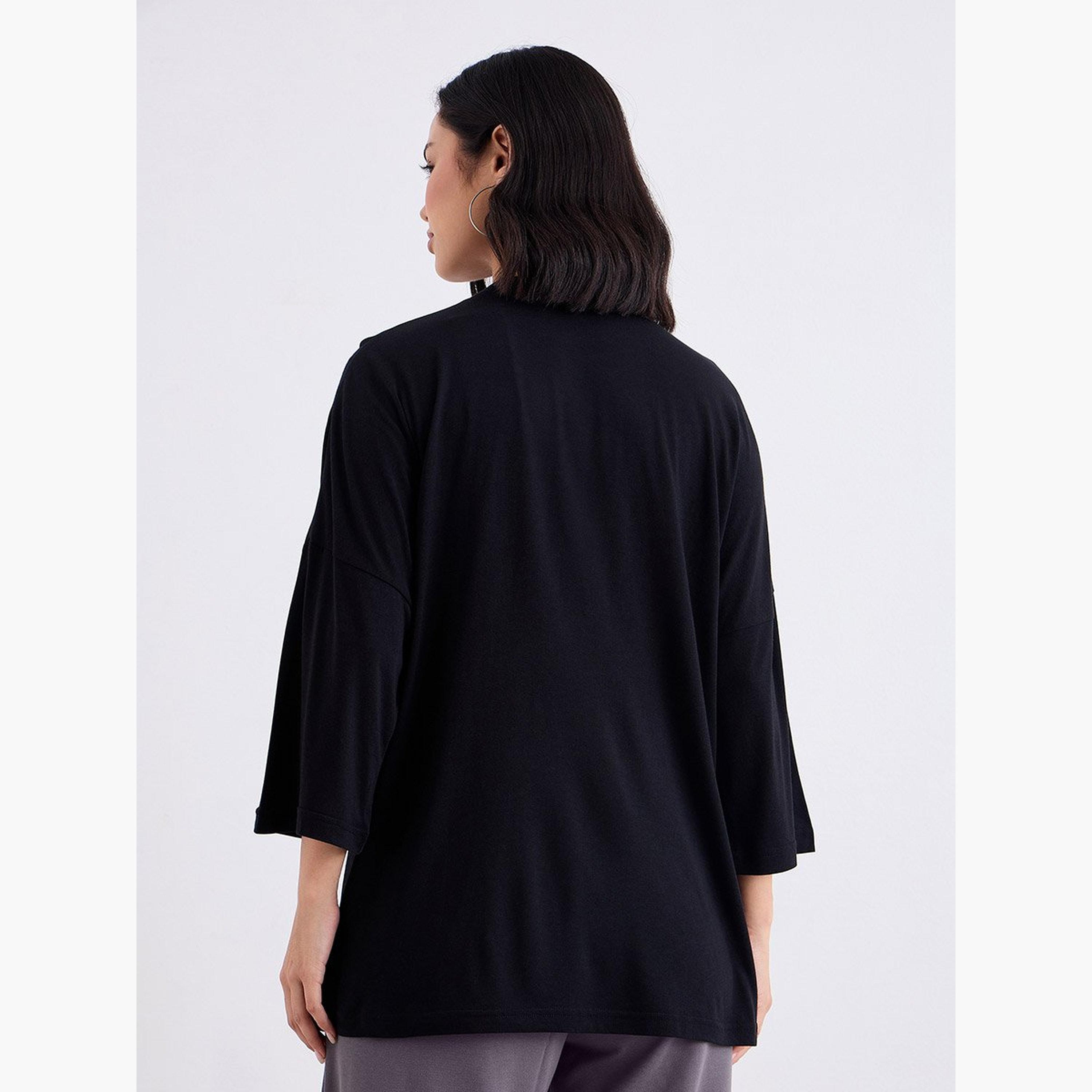 Styli Black Oversized T-Shirt with Badge Detail-women-clothing-tshirts-image-4