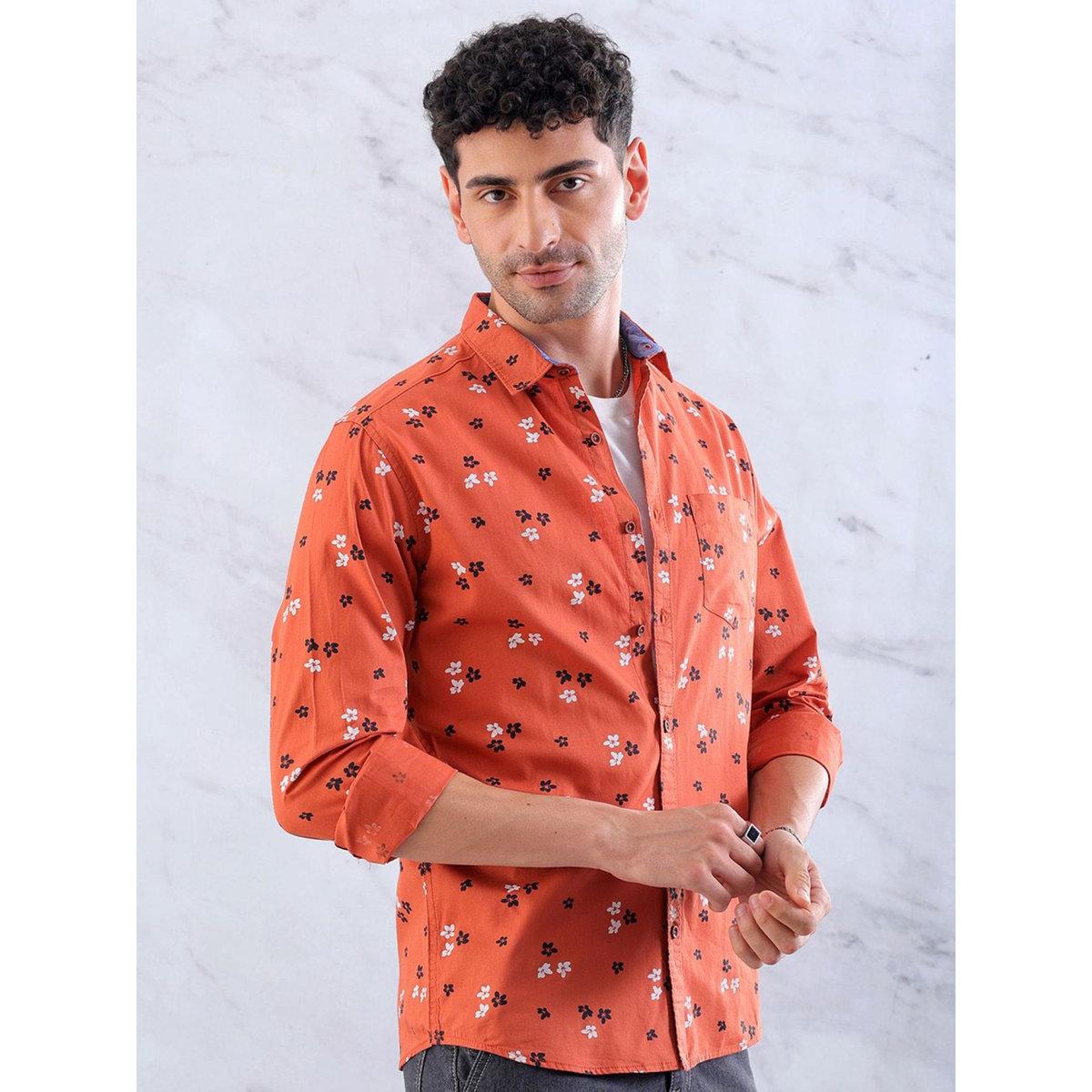قميص بطبعة ديتسي وقصة عادية-men-clothing-shirts-image-3