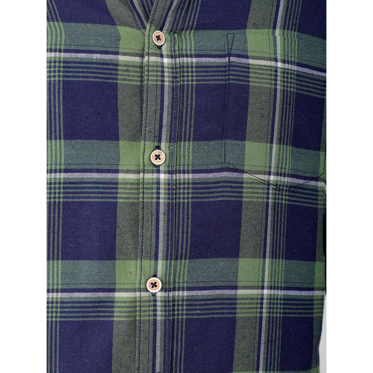 قميص بطبعة مربعات وقصة عادية-men-clothing-shirts-image-2