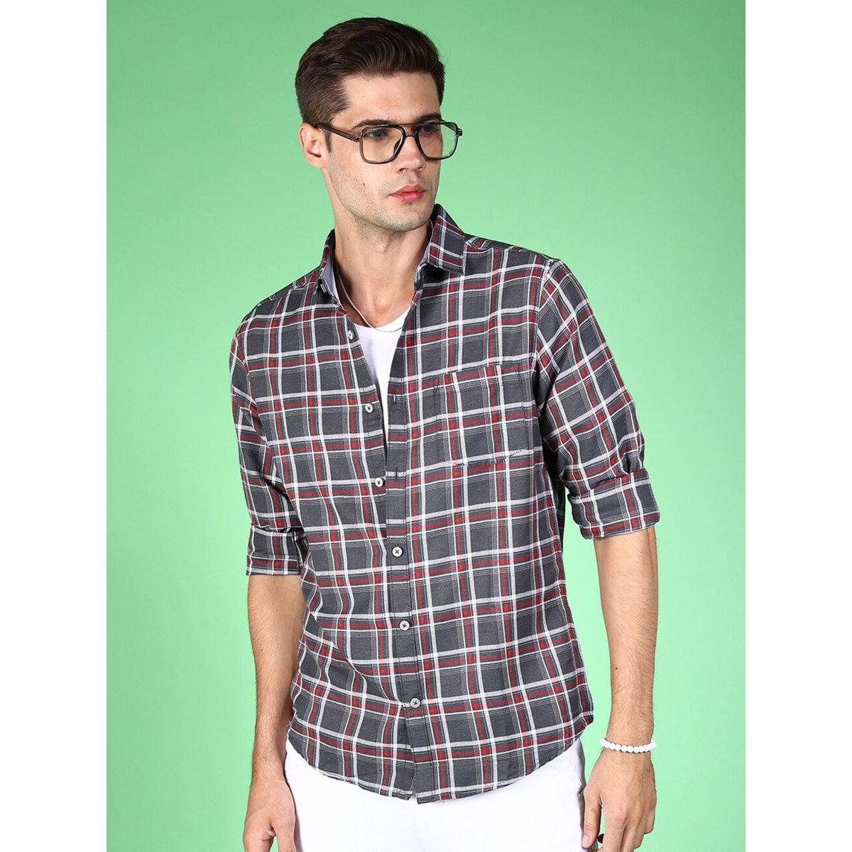 قميص بطبعة مربعات وياقة سبريد-men-clothing-shirts-image-1