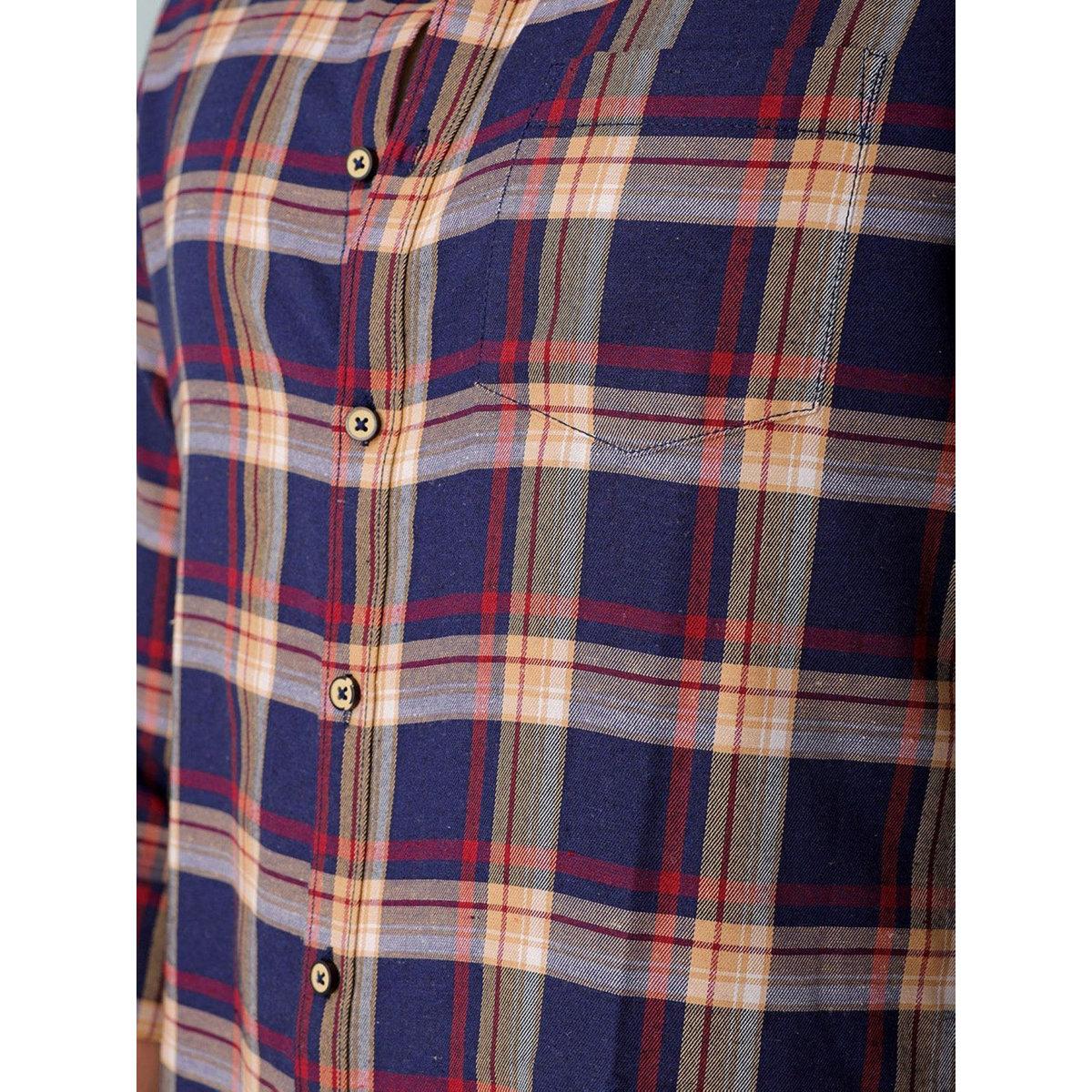 Hardsoda Men Checked Spread Collar Shirt-men-clothing-shirts-image-2